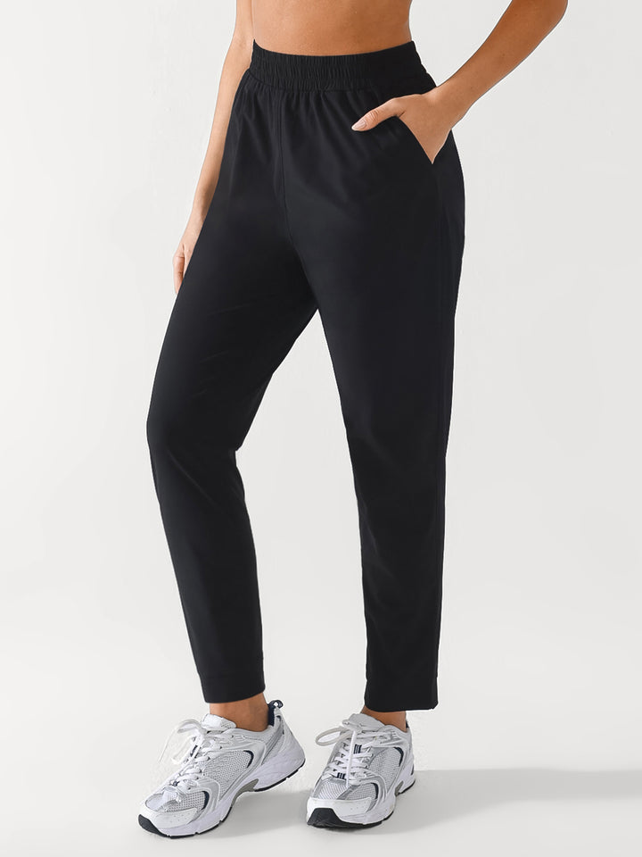Women's Tapered Pants with Side Pockets