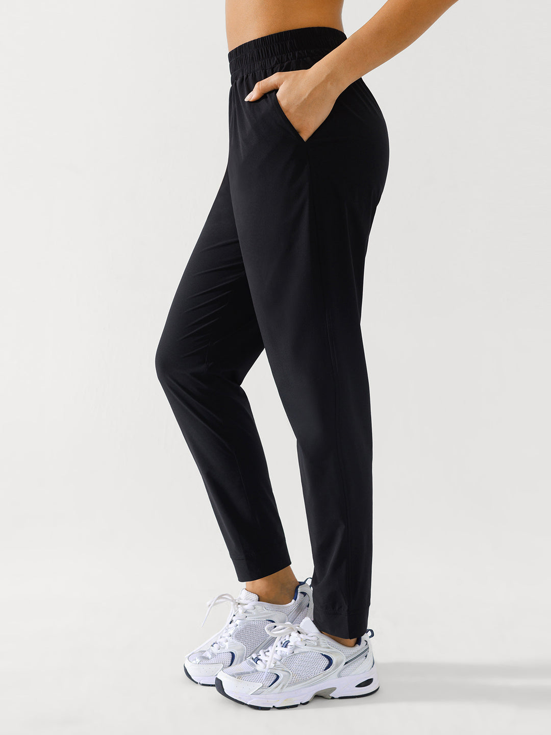 Women's Tapered Pants with Side Pockets