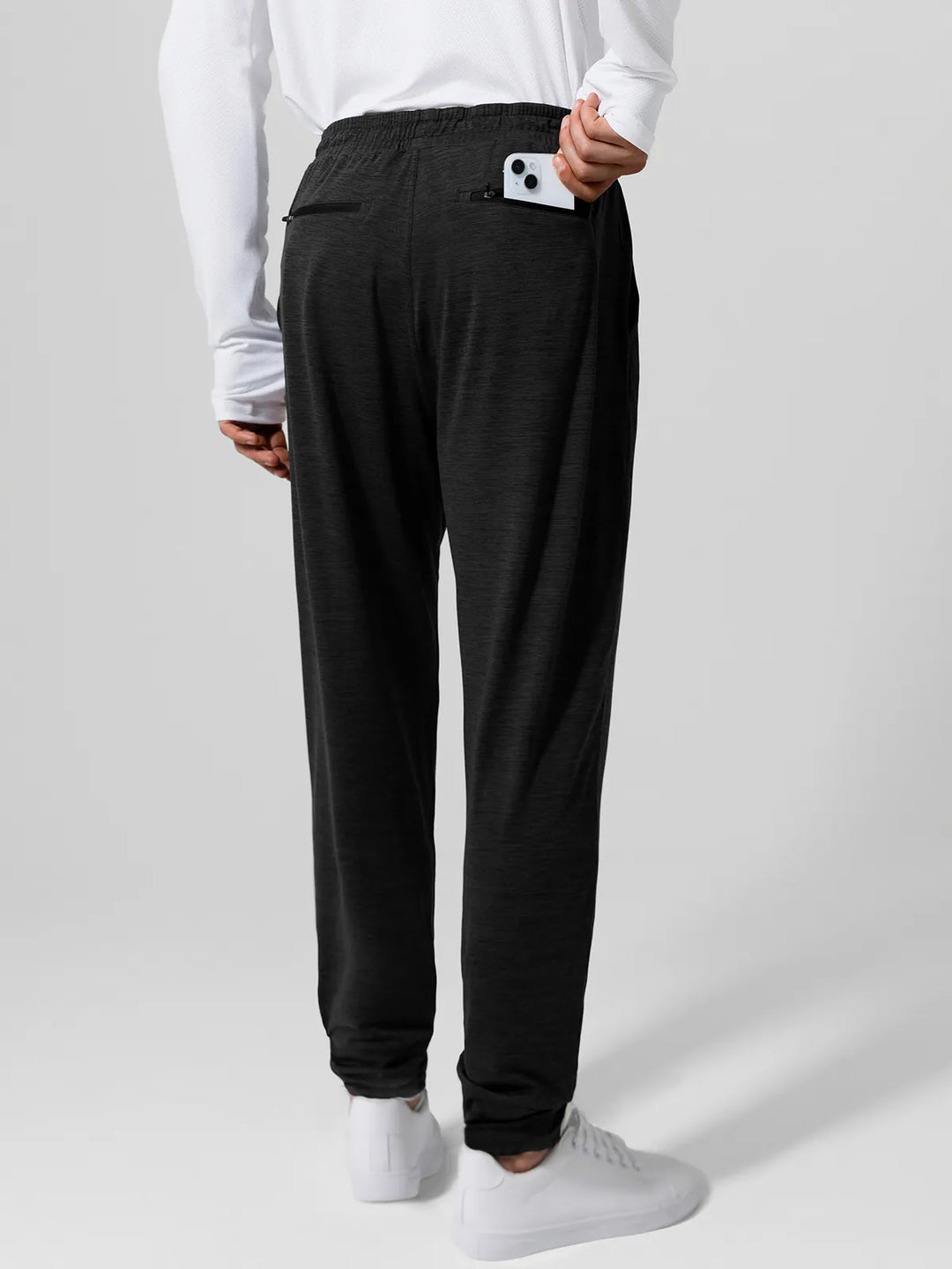 Men’s Smooth Four Pockets Tapered Joggers