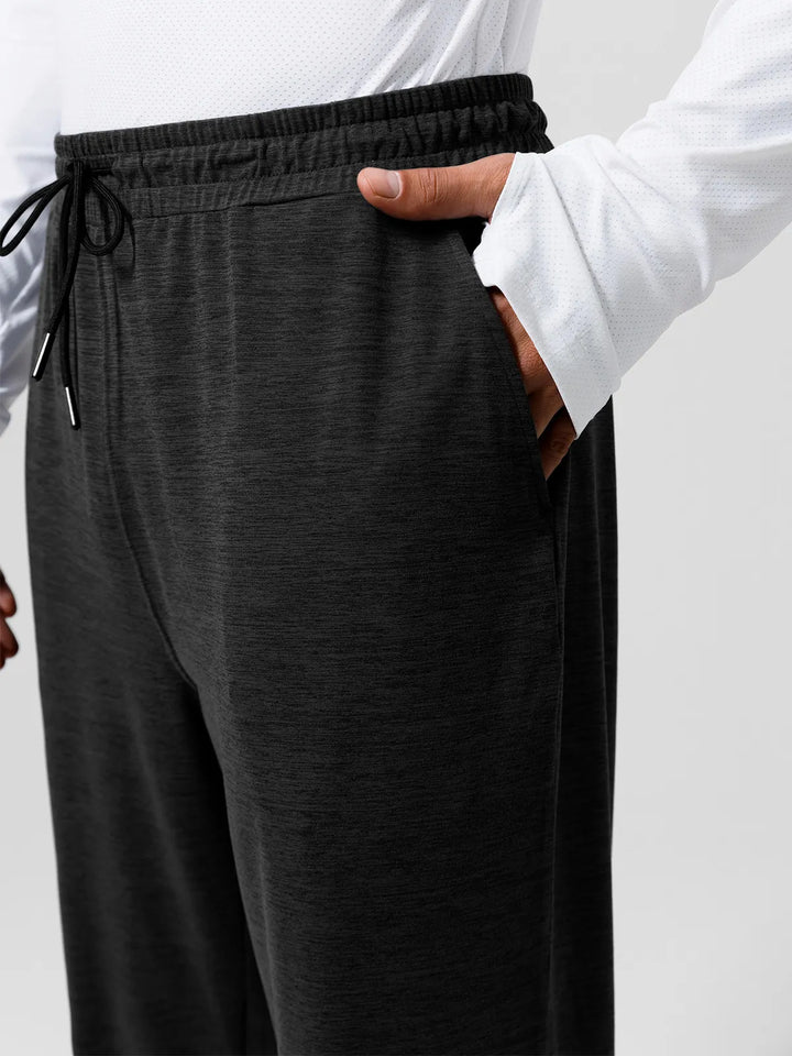 Men’s Smooth Four Pockets Tapered Joggers