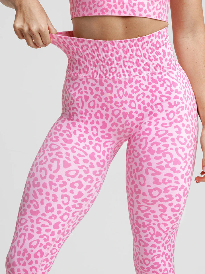 A model wearing a BRXL® B R X L® Scrunch Butt Lifting Tummy Control High Waist Workout Leggings
