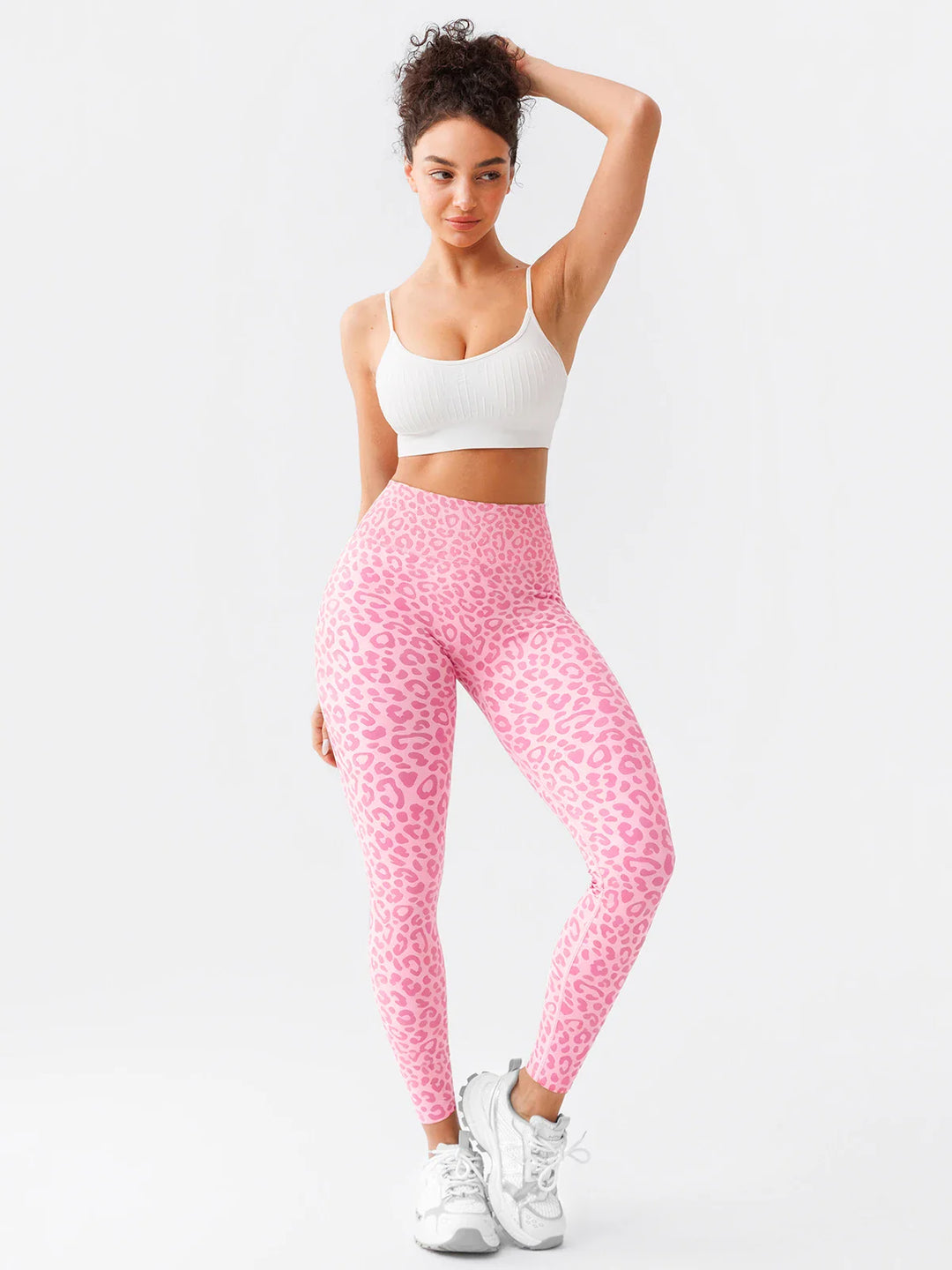 A model wearing a BRXL® B R X L™ Seamless High-Stretch High-Rise Sculpt Leggings 2.0