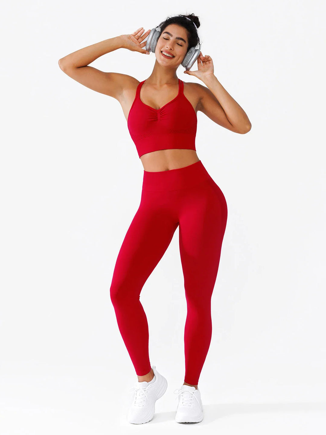 A model wearing a BRXL® B R X L®  Seamless Pro 2.0 High-Stretch LYCRA® High-Rise Sculpt Leggings