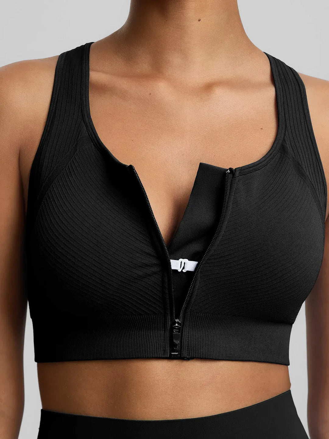 BrxlGrit™ Seamless Front Zip Racerback Medium Support Sports Bra