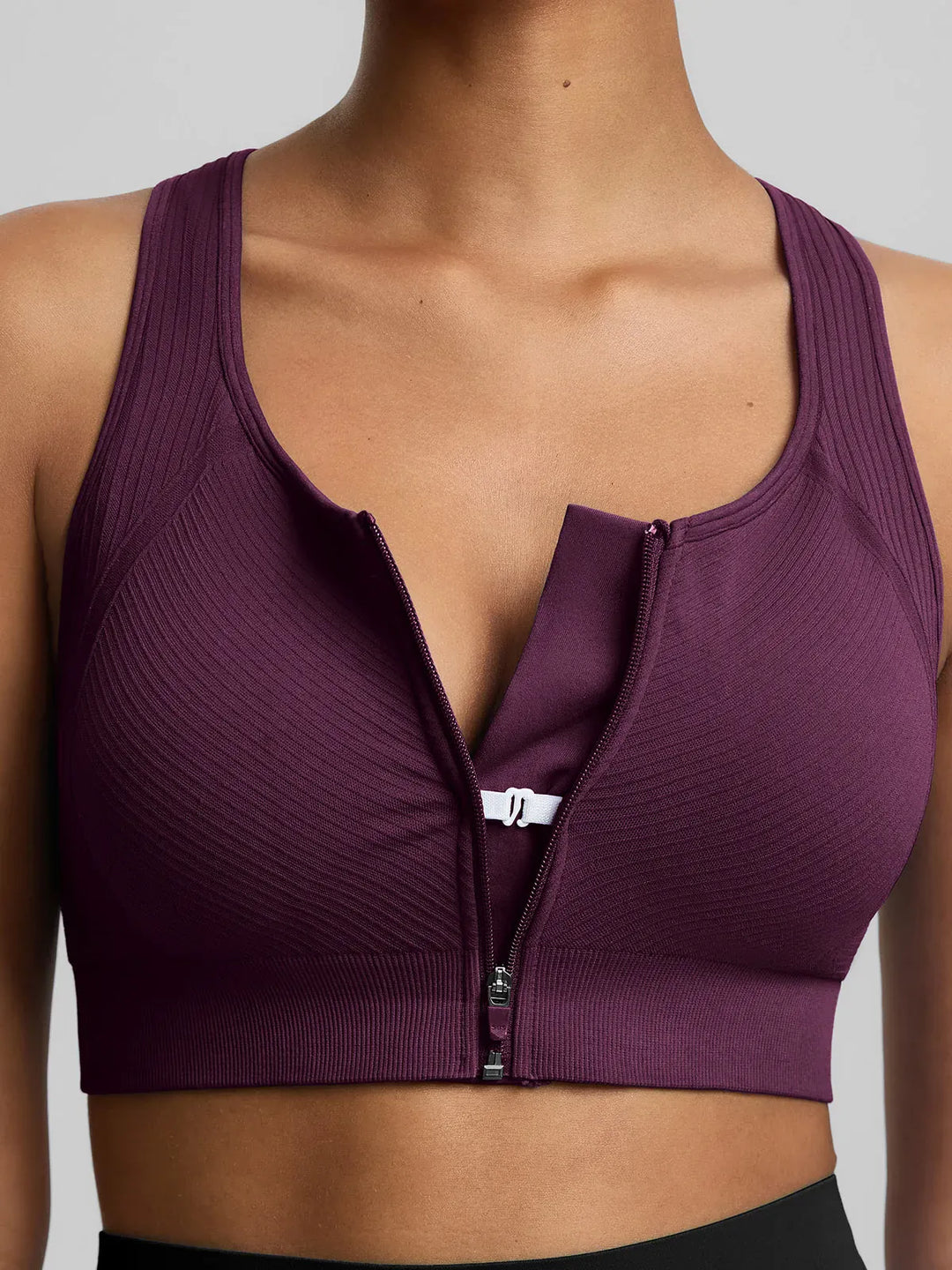 BrxlGrit™ Seamless Front Zip Racerback Medium Support Sports Bra