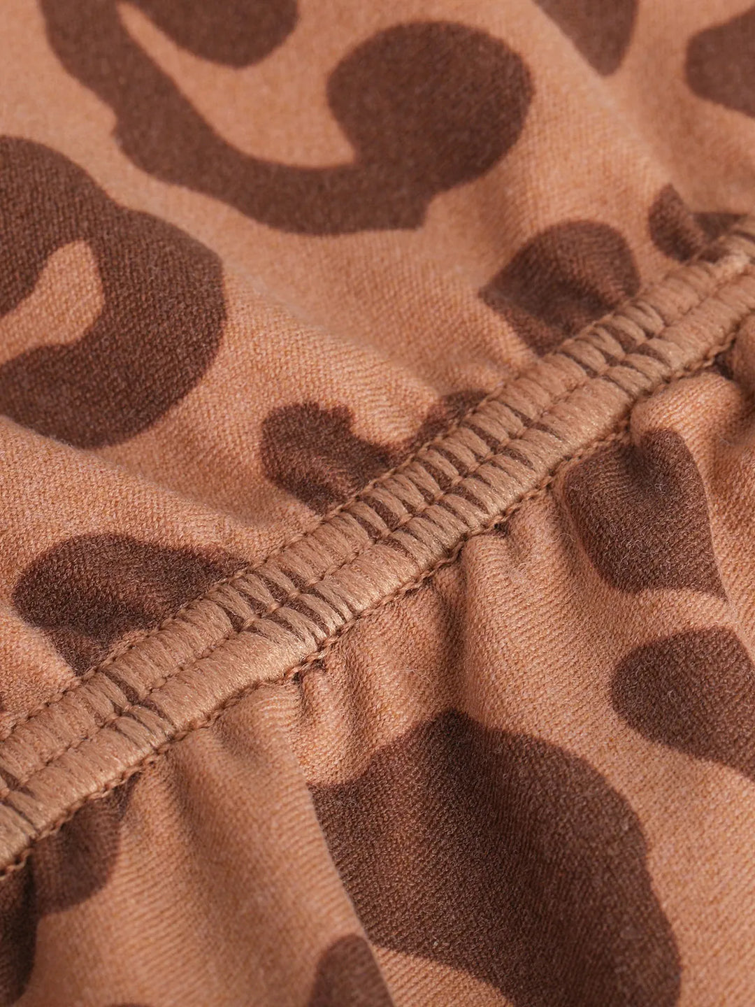 High-Waisted Hidden Scrunch Leggings with Cargo Pockets