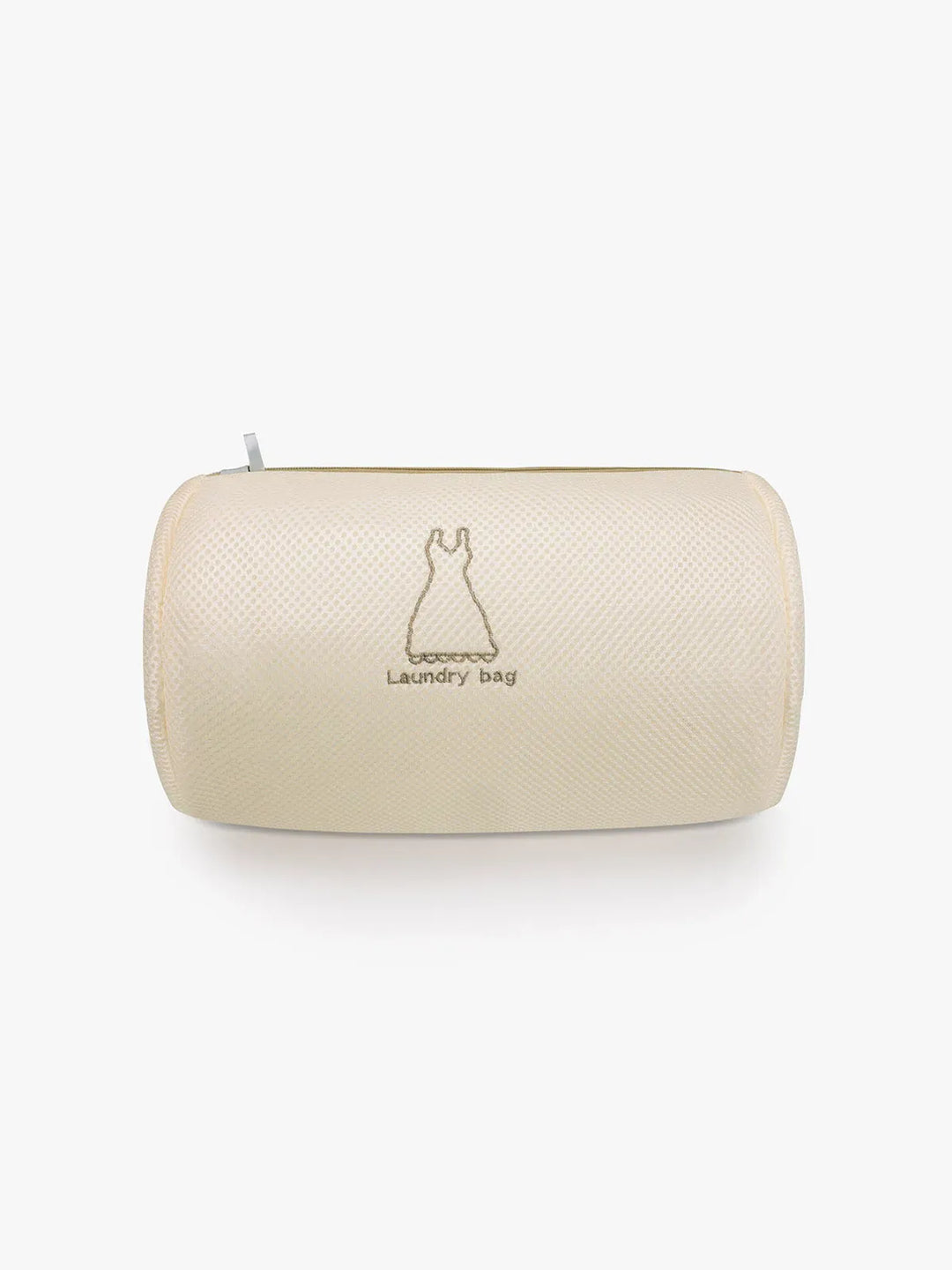 A model wearing a BRXL® Mesh Laundry Bag in Beige / S