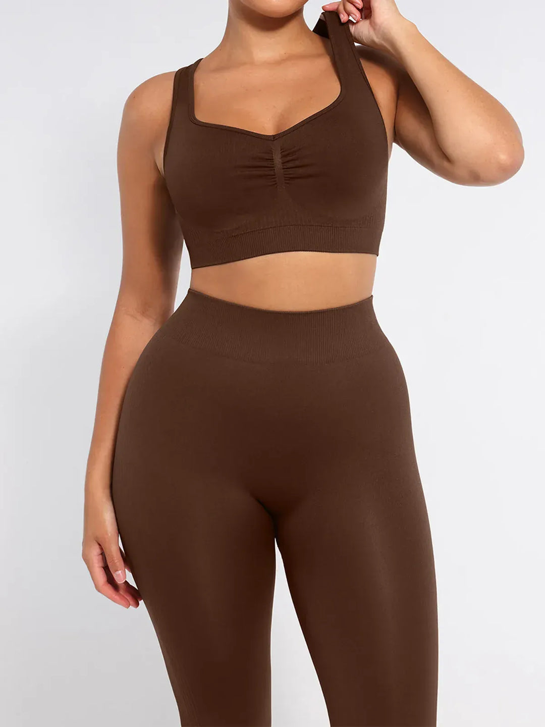 Seamless Bust Support Racerback Sports Bra with Removable Cups