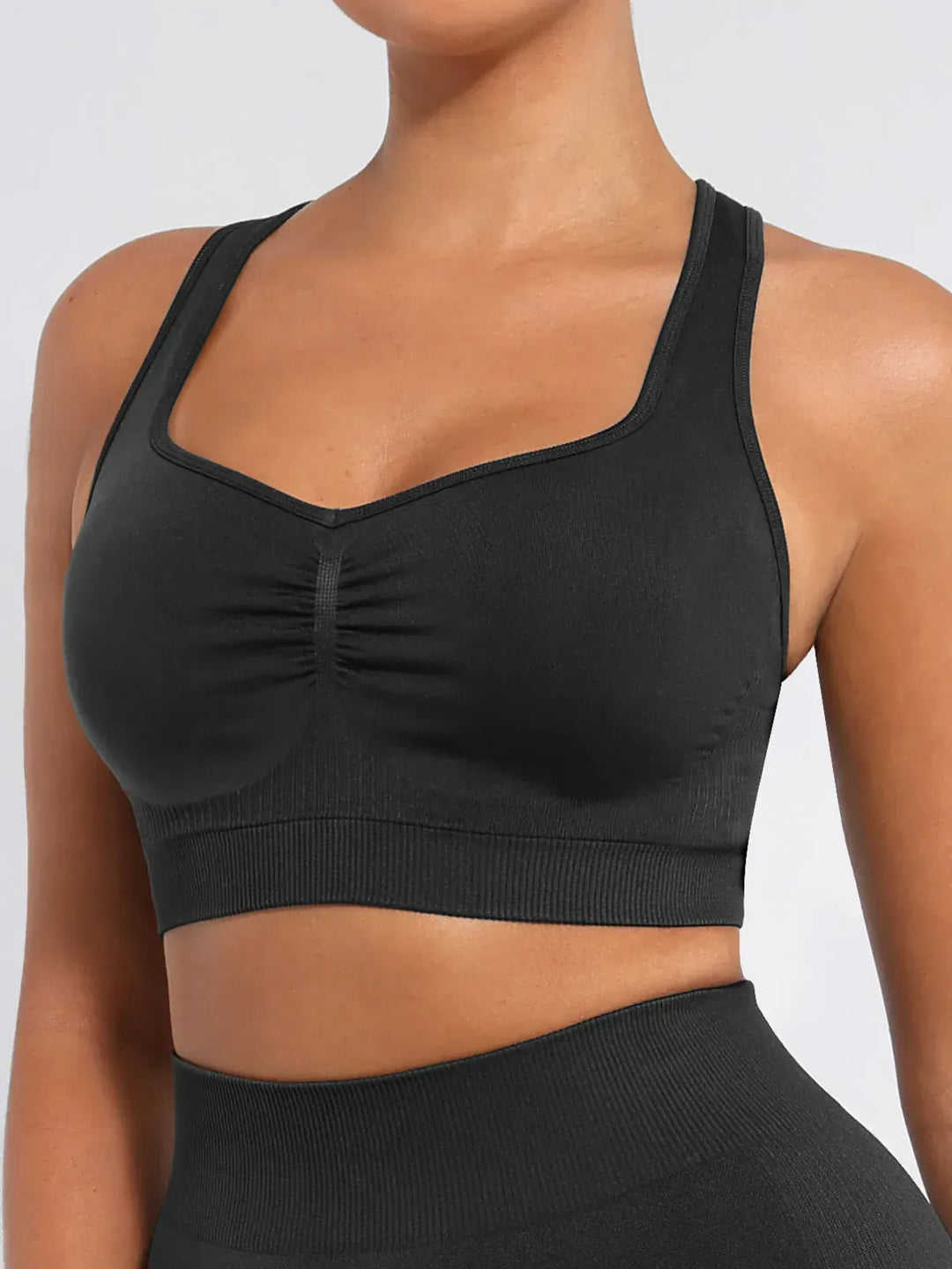 Seamless Bust Support Racerback Sports Bra with Removable Cups