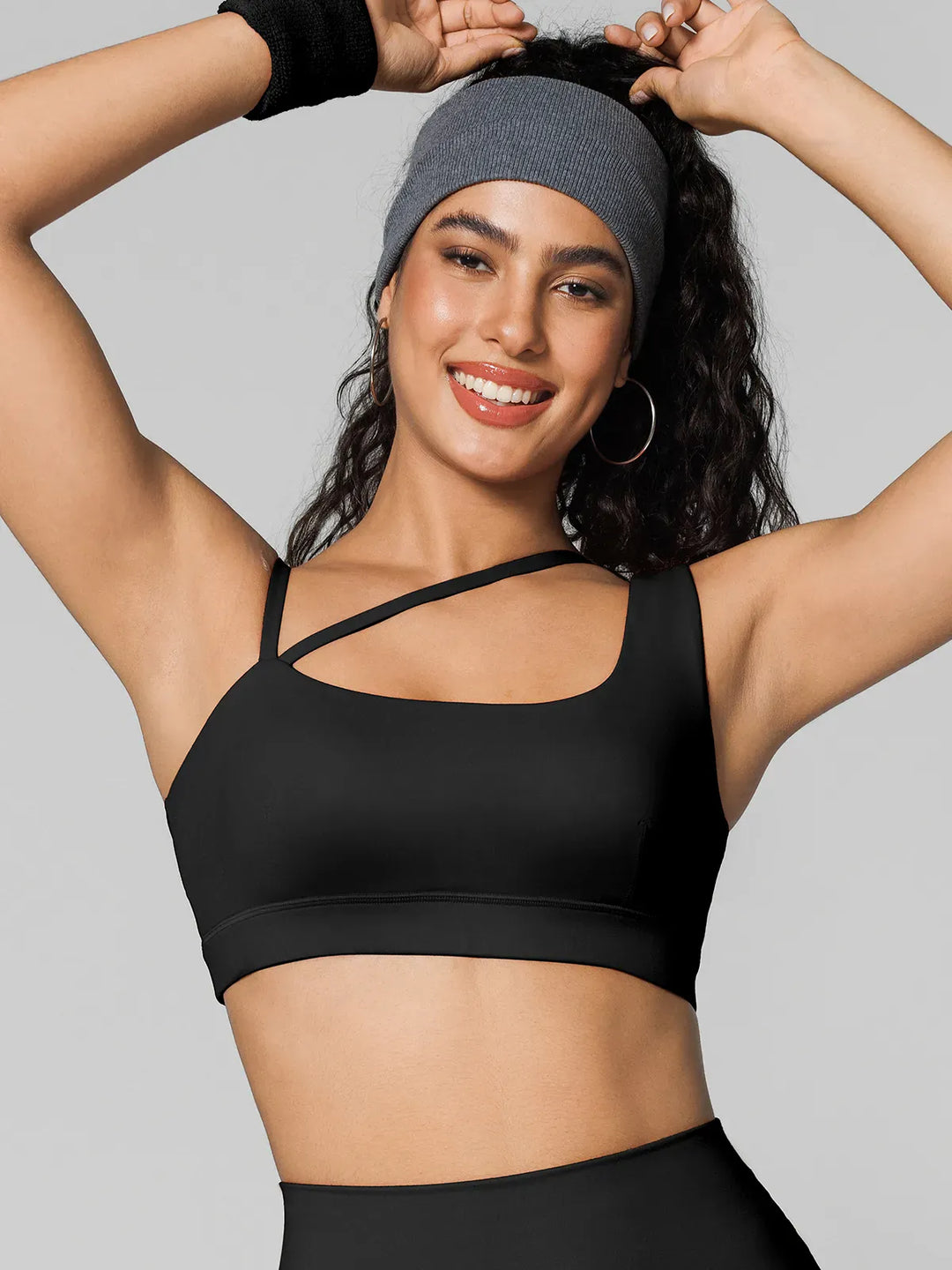 A model wearing a BRXL® Seamless Dual Style Square Neckline Sports Bra