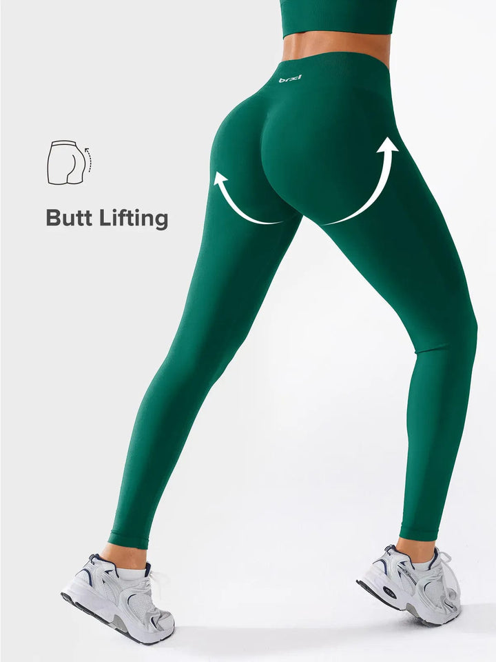 A model wearing a BRXL® Seamless High Waisted Butt-Lifting Leggings,Half Front Zipper Activewear Cropped Top in