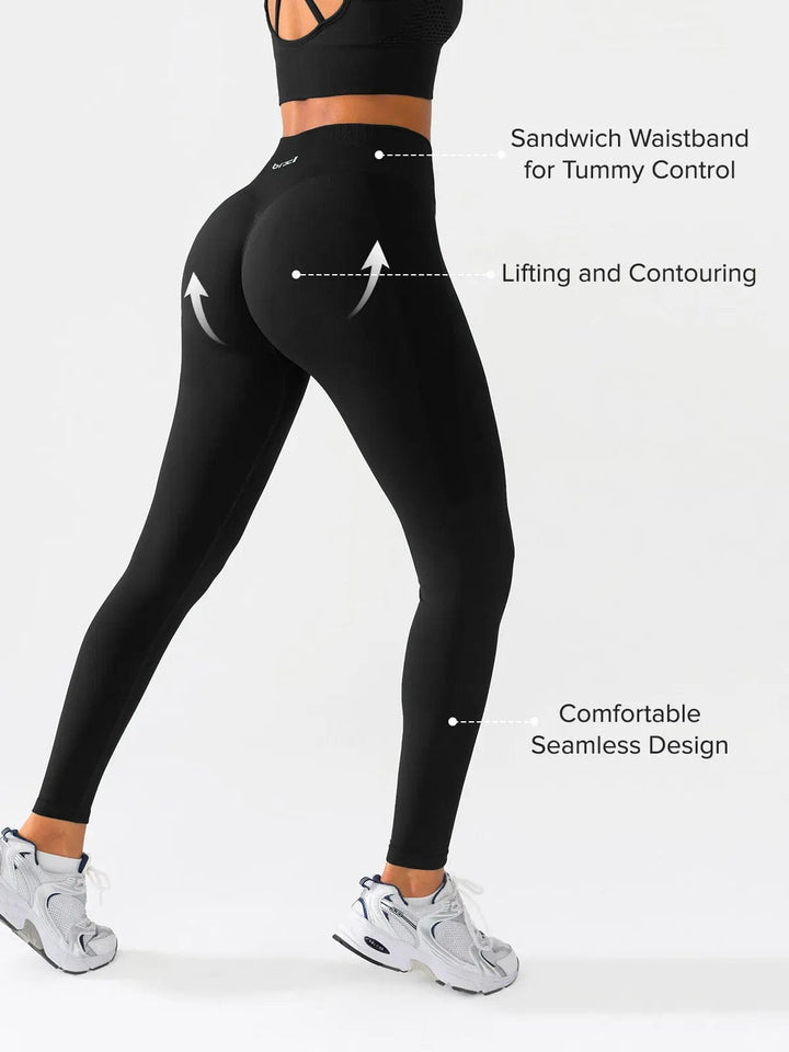 A model wearing a BRXL® Seamless High Waisted Butt-Lifting Leggings,Half Front Zipper Activewear Cropped Top in